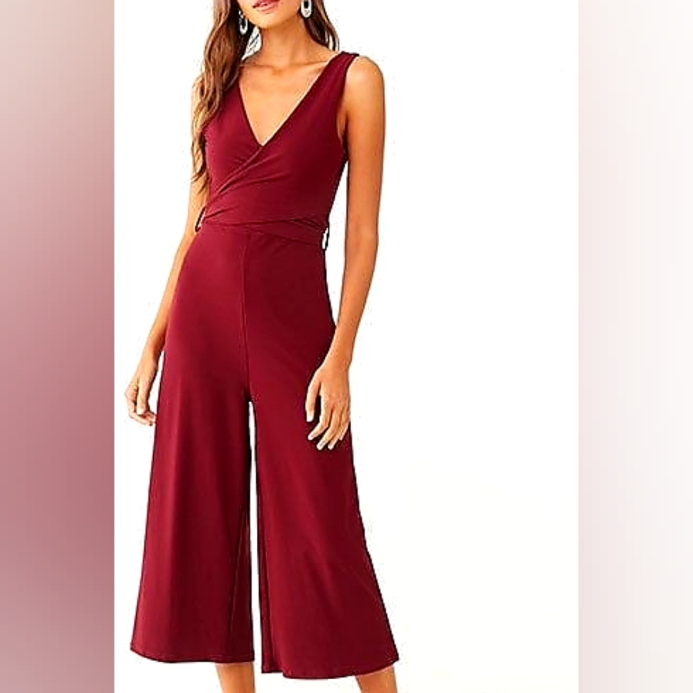 Blāshe Burgundy Wide-leg Cropped Sleeveless Jumpsuit - Size S